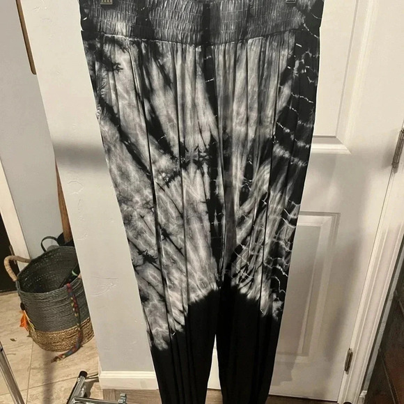 Cute Tie Dye Pants - Picture 1 of 5